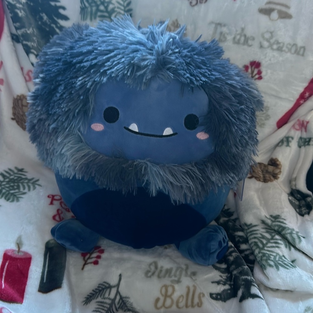 Dani is a squishmellow he comes from the Bigfoot collection